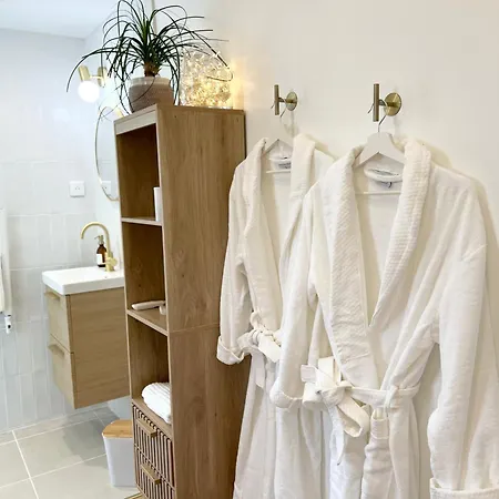La Chaumiere Des Marais Escapade Romantique & Jacuzzi Privatif