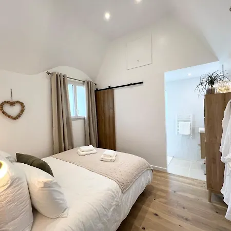 La Chaumiere Des Marais Escapade Romantique & Jacuzzi Privatif *
