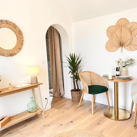 La Chaumiere Des Marais Escapade Romantique & Jacuzzi Privatif Nyaraló