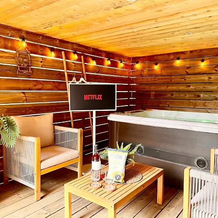 La Chaumiere Des Marais Escapade Romantique & Jacuzzi Privatif * La Chapelle-des-Marais